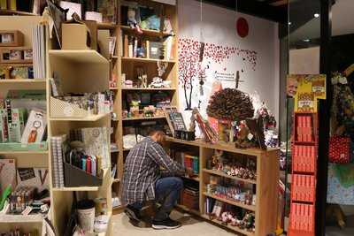 Books & Beans Playground And Coffee