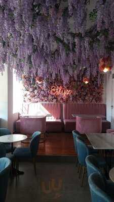 Ellyz Cafe