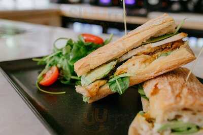 Picky Coffee & Brunch