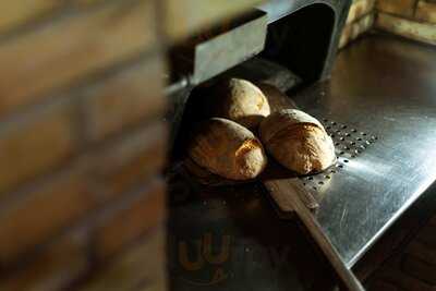 Παπαδάκης Καφές-Άρτος-Γλυκό