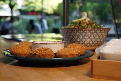 Tastes Of Damascus - Γευσεις της Δαμασκού