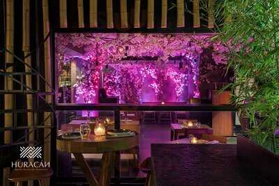 Huracan Restaurant