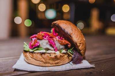 In 'n Out Foodtruck Project