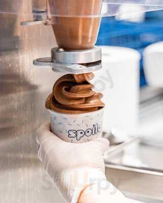 Spoild Twisted Cream Bar