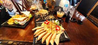 Amadeus Coffee N' Bake