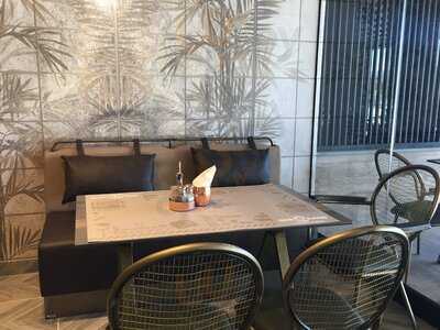 Gyroland - Mr Massas