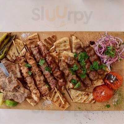 Κεμπαπτζίδικο "Ο Τέλης"