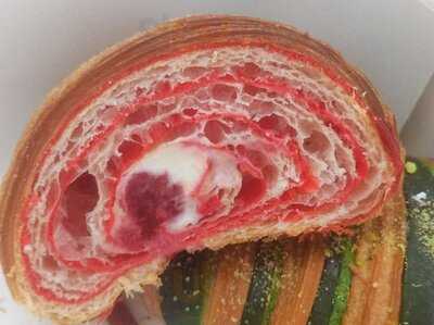 Overoll Croissanterie