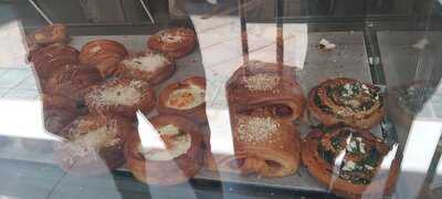 Overoll Croissanterie