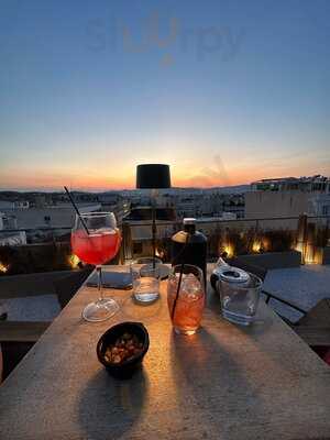 Ermou 18 Beyond The Horizon