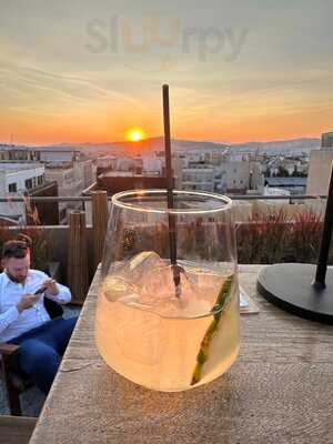 Ermou 18 Beyond The Horizon