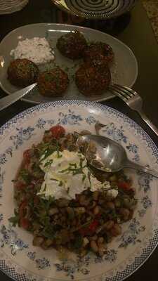 Ρουμπαγιάτ Καφενείον