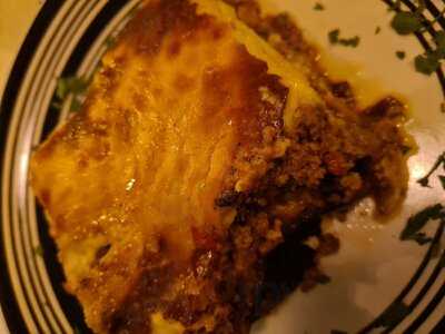 Μάντρα Φαγοποτείον