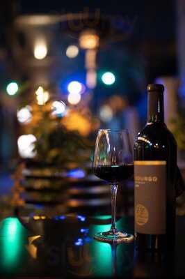 The Artist Ground Floor Wine & Beer