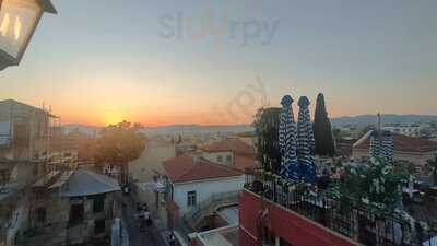 Ανεφάνη - Γευστικόν Μεζεδοπωλείον