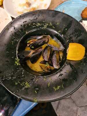 Nissos Seafood Tavern