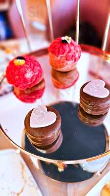 Fairytale Athens Psyrri