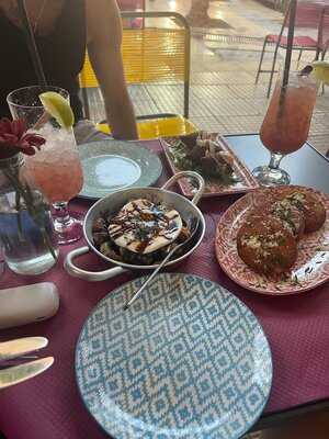 Karminio - All Day Eatery