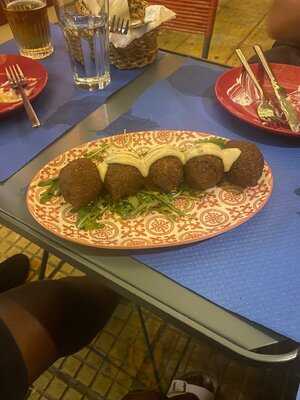 Karminio - All Day Eatery