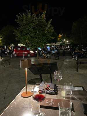 Σπιανάδα Meats & Greens