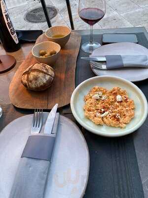 Σπιανάδα Meats & Greens