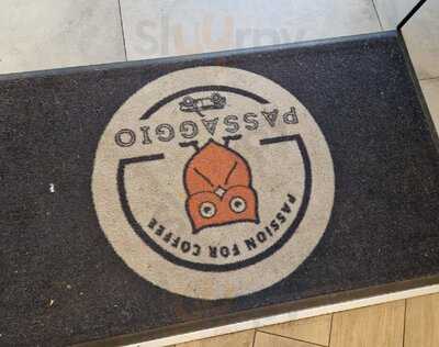 Passaggio Square Daphni