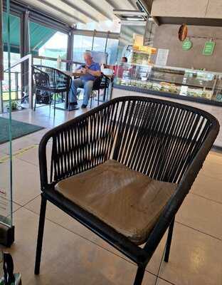 Gregory's Loef Lasonidou