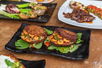 Hopper's Cafe Street Food