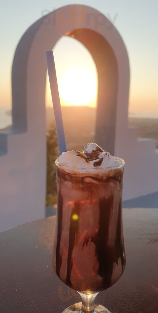 Caramela Cafe Bar Sunset