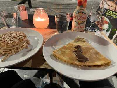 La Crepiere De L'acropole