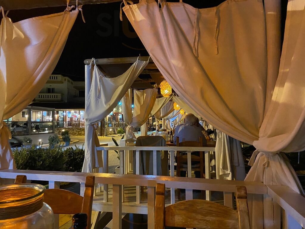 Epos Luxury Beach Hotel Restaurant