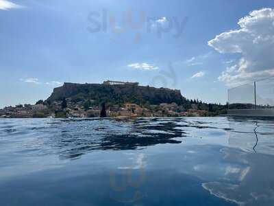 Dolli's Rooftop Restaurant