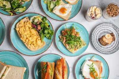 Modluv Music Art Cafe Bar