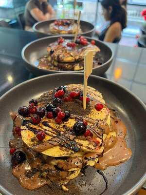 Pierre Bruncherie Cafe