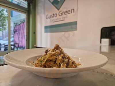Gusto Green