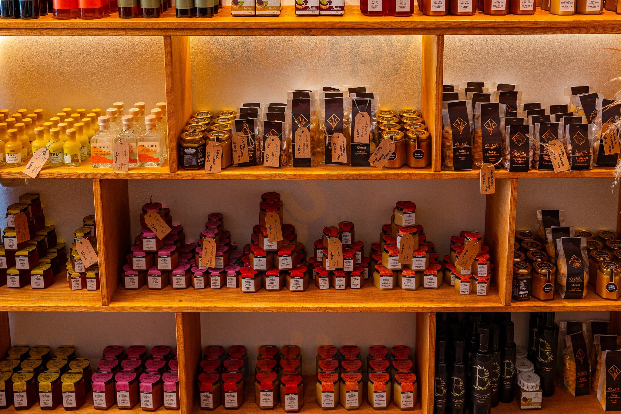 Nigra - Tasting Room & Shop