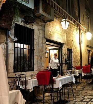 Renaissance Art Restaurant