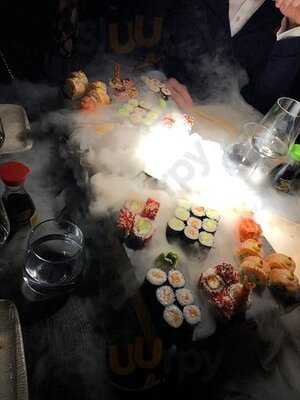 Time Restaurant & Bar