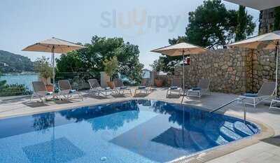 Pastry & Cocktail Bar Slatki Kantun