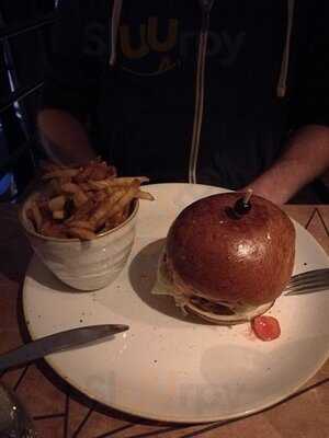 El Toro Restaurant & Bar