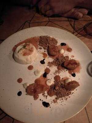 El Toro Restaurant & Bar