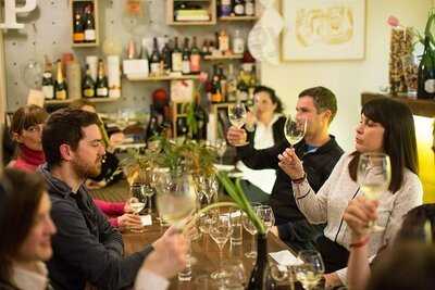 Pupitres Wine & Coffee Bar