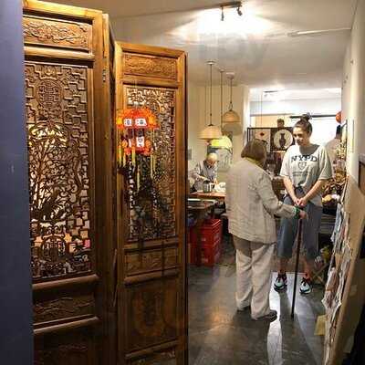 Jing Yuan Teahouse & Bistro