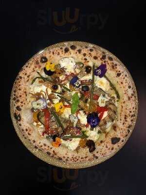 Franko's Pizza & Bar