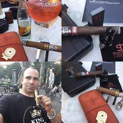 Hemingway Lounge Bar