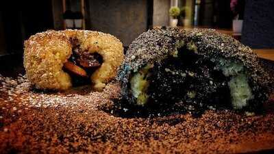 Servus - Knedle S Potpisom