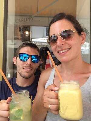 Mixer Caffe $ Smoothie Bar