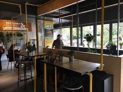 Submarine Burger Maksimir