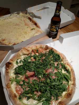 Pizzeria Doomsday Pizza