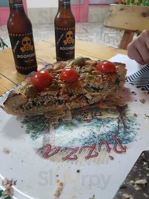 Pizzeria Doomsday Pizza
